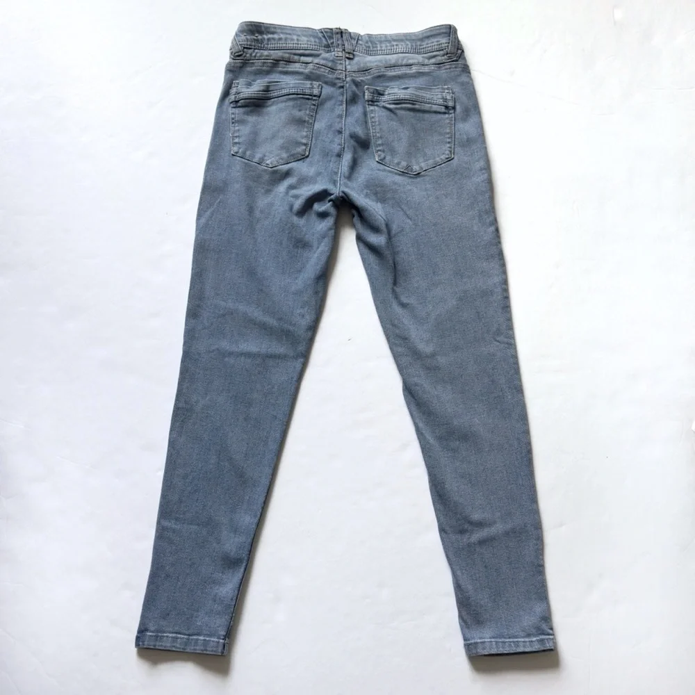 Democracy Ab Technology Skinny Jeans 8 Light Wash Mom Mid Rise Ankle Stretch